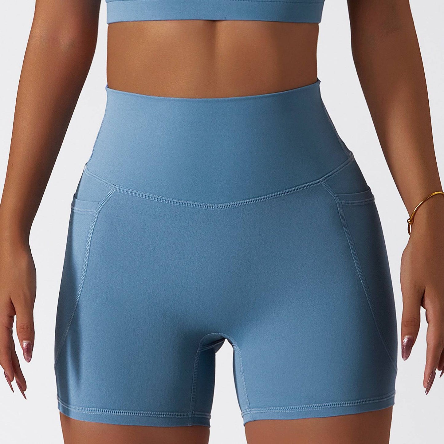 High-Performance Breathable Slim-Fit Athletic Shorts 8/S Light Gray Blue