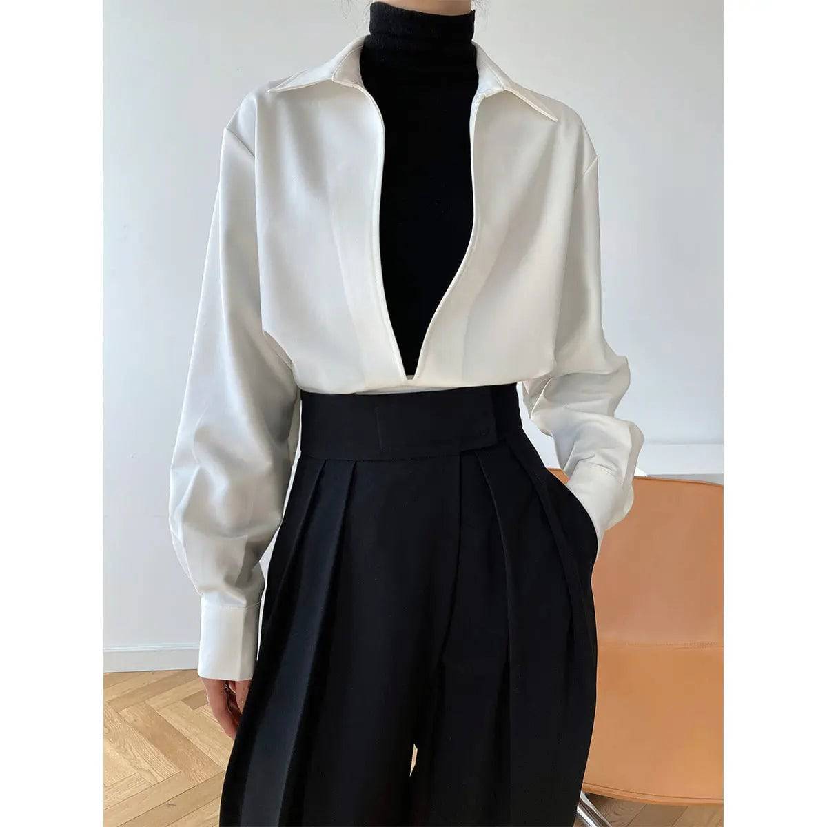 V-neck Bandage Top: Stylish Long Sleeve Outerwear for Women