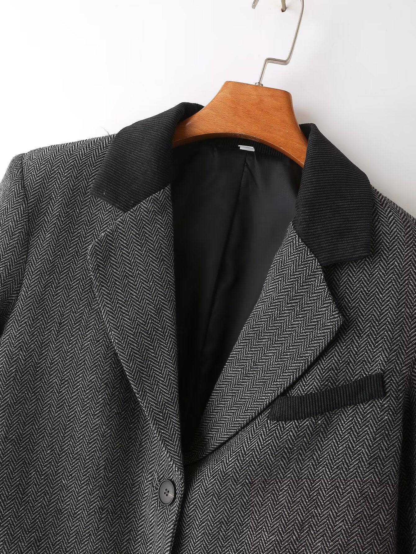 Autumn Women's Herringbone Loose Blazer in Solid Color