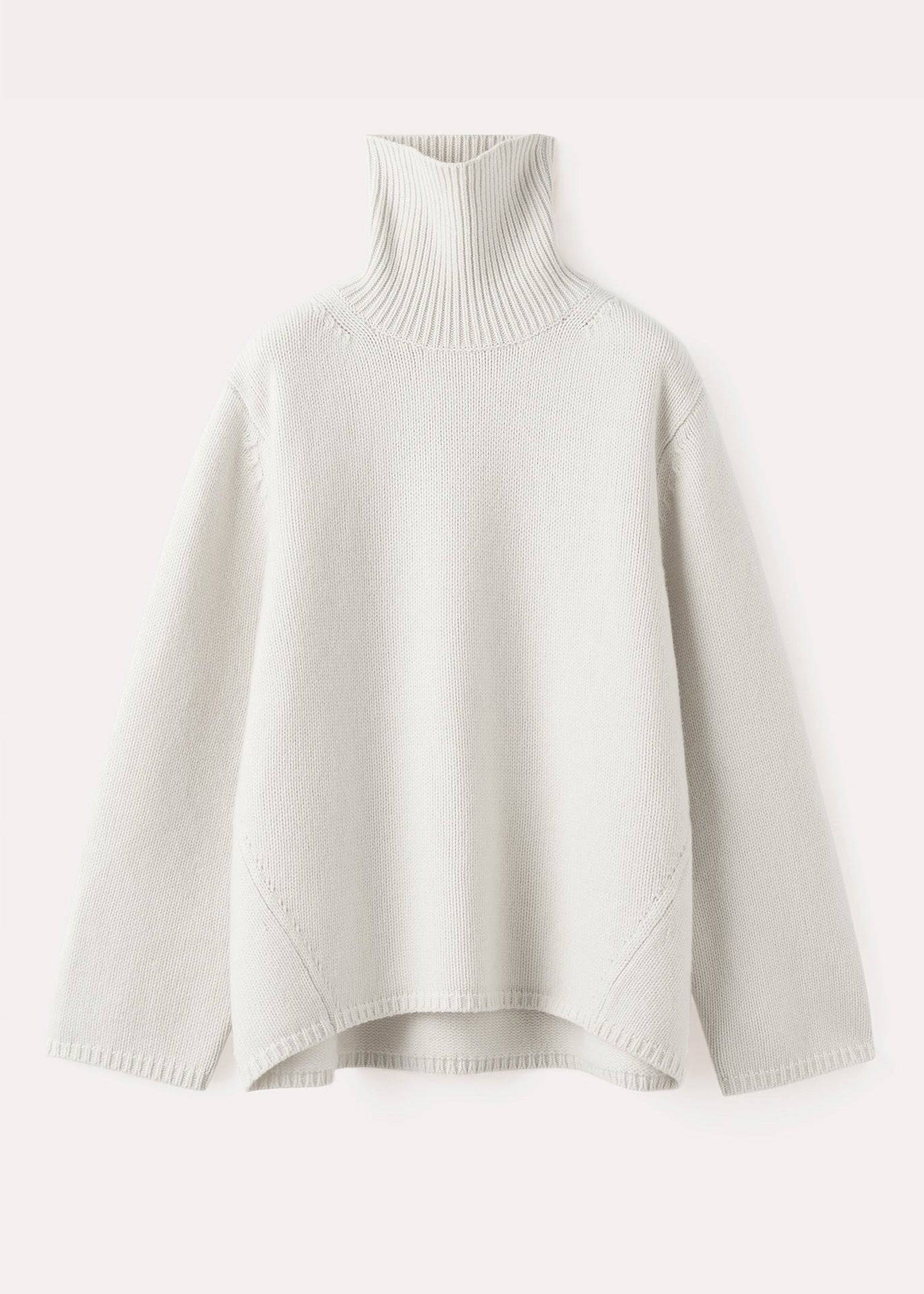 Casual 50% Wool Turtleneck Sweater for Women One Size White