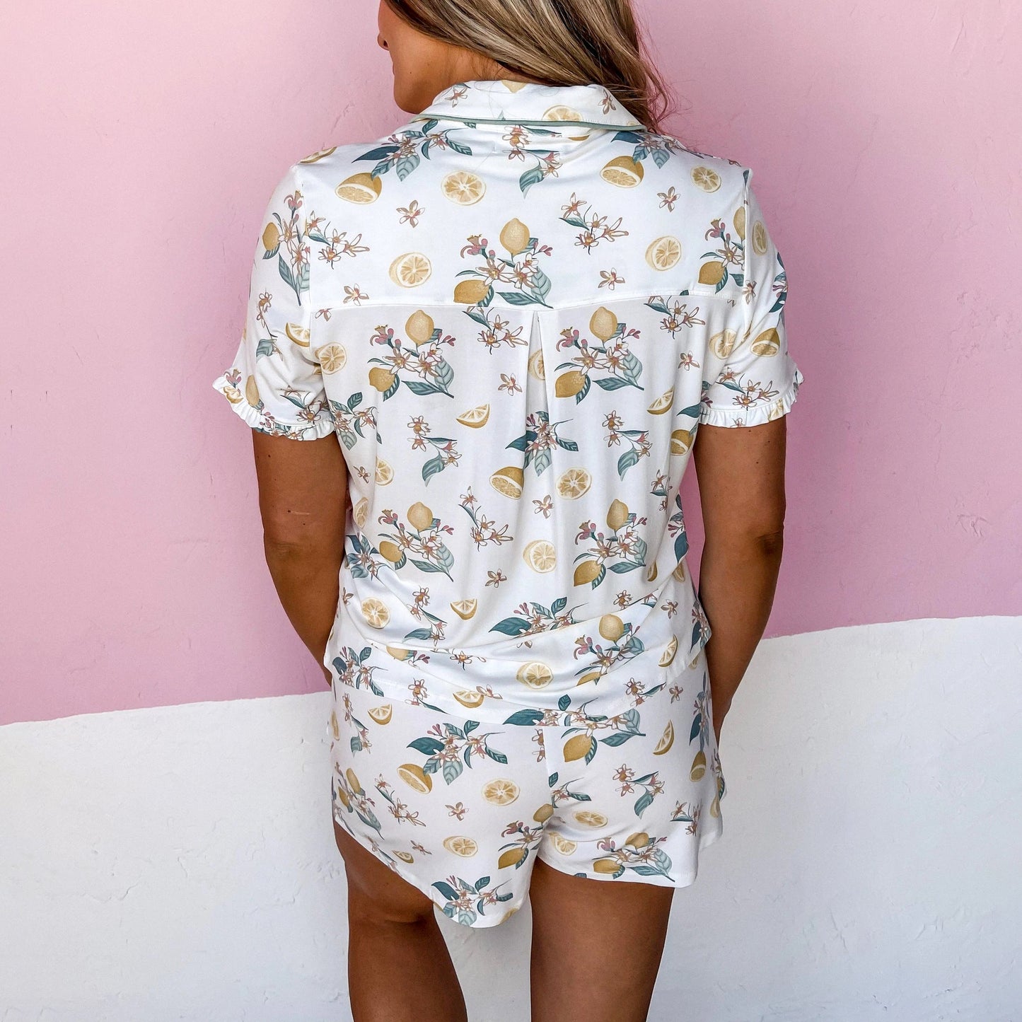 Casual Women's Printed Short Sleeve Pajama Set for At-Home Relaxation