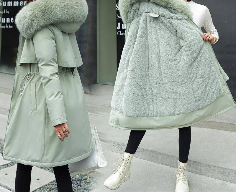 Fleece-Lined Long Winter Jacket with Big Fur Collar  M Green Beans 