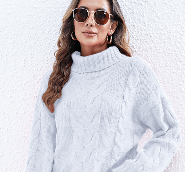 Women's Cable-Knit Turtleneck Thermal Sweater with Long Sleeves  S White 