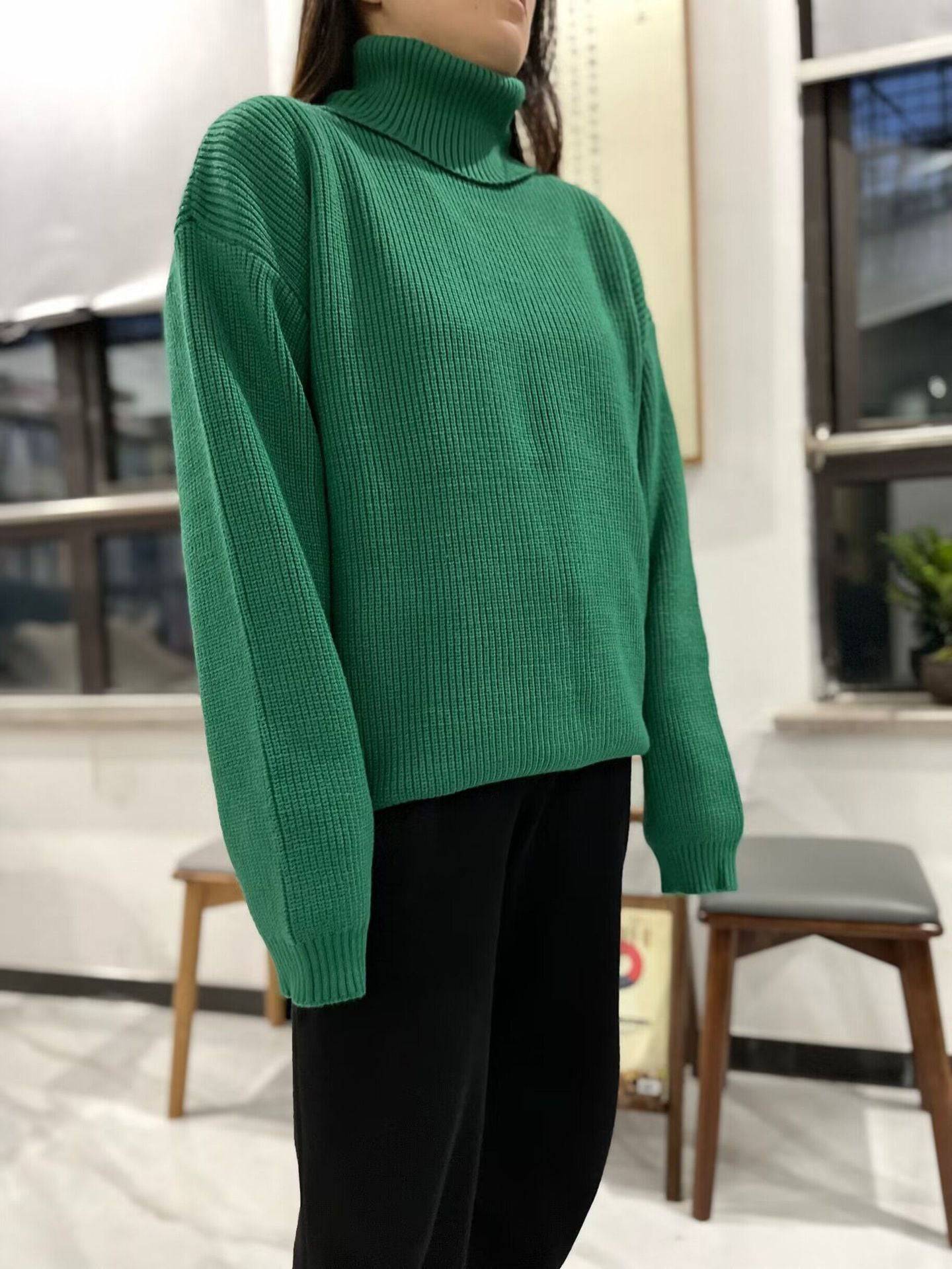 Stylish Turtleneck Sweater for Autumn and Winter  S Green 