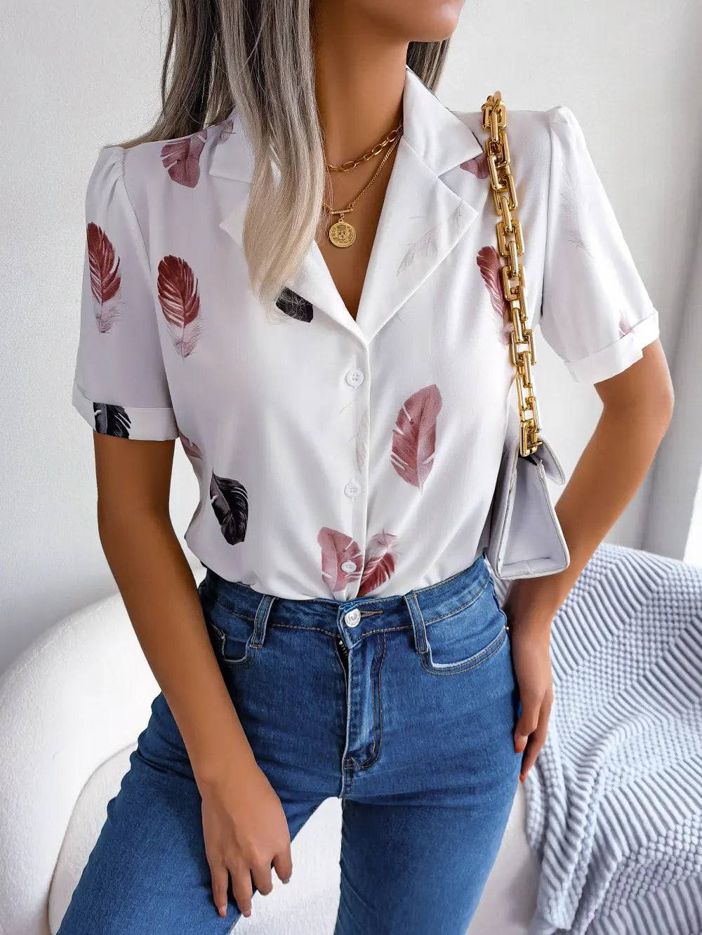 Feather Print Collared Women's Shirt with Short Sleeves  S White 