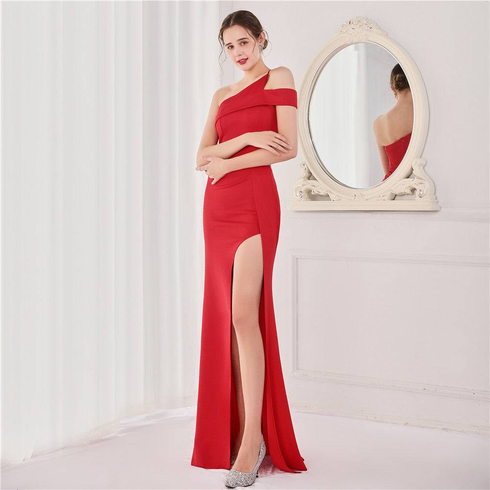 Red Elegant Slim Fit Fishtail Wedding Dress with Split Neckline  S Red 