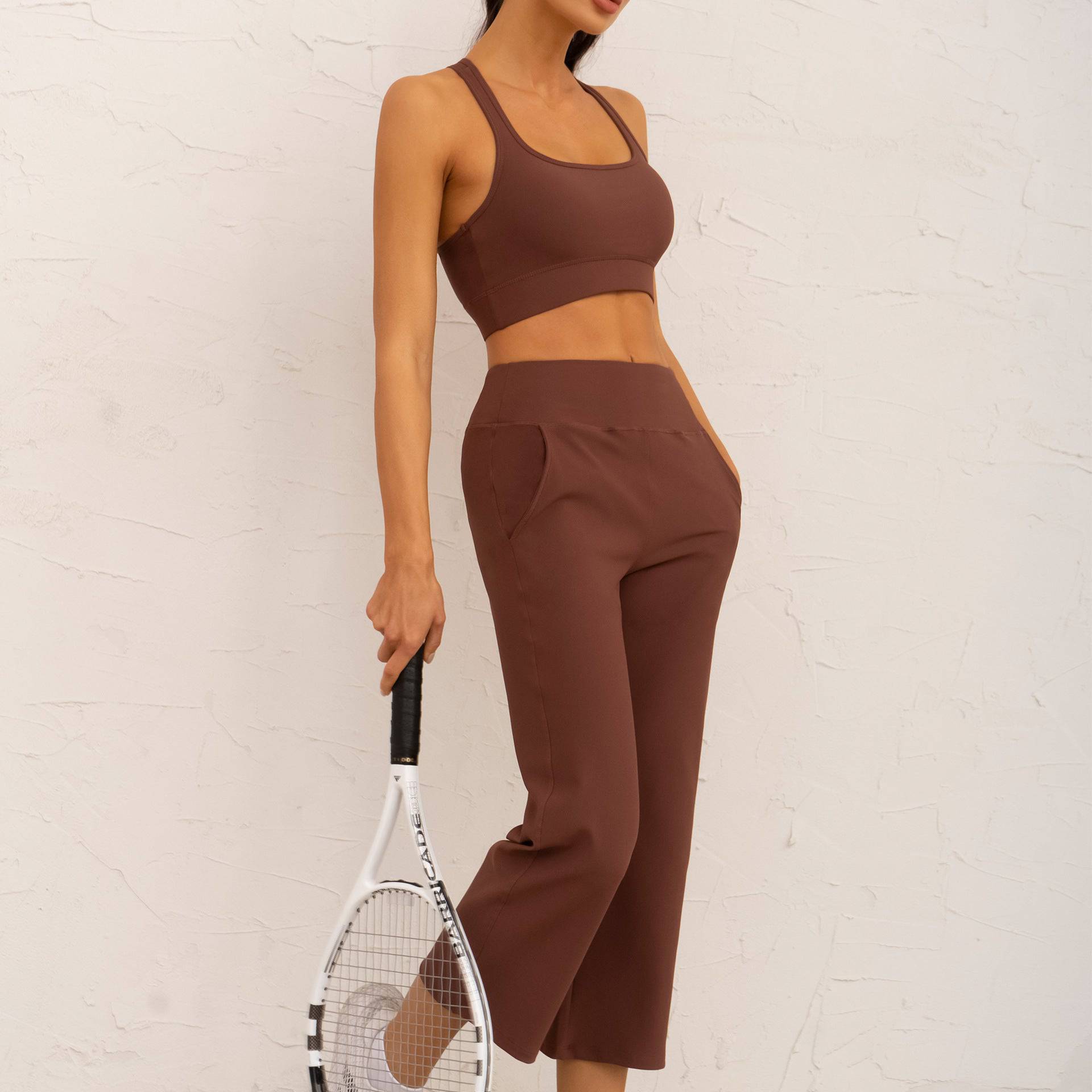 High Strength Shockproof Sports Bra with Cutout and Zipper  S Cappuccino Straight-Leg Pants 