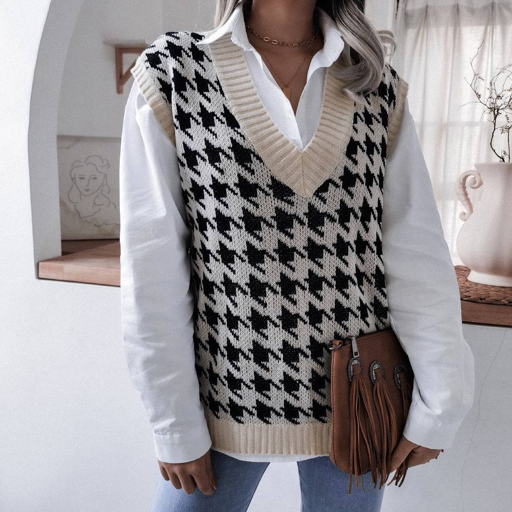 Houndstooth V-Neck Knitted Vest Sweater Waistcoat for Women  S Apricot 