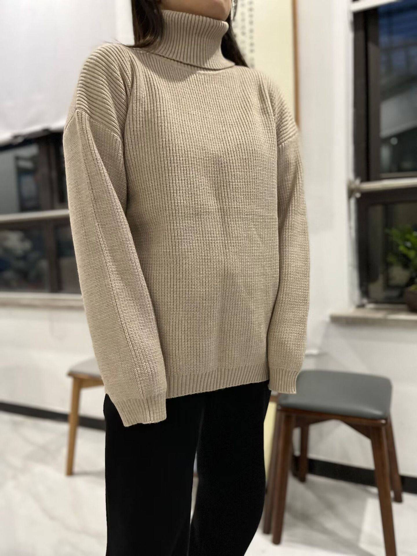 Stylish Turtleneck Sweater for Autumn and Winter  S Khaki 