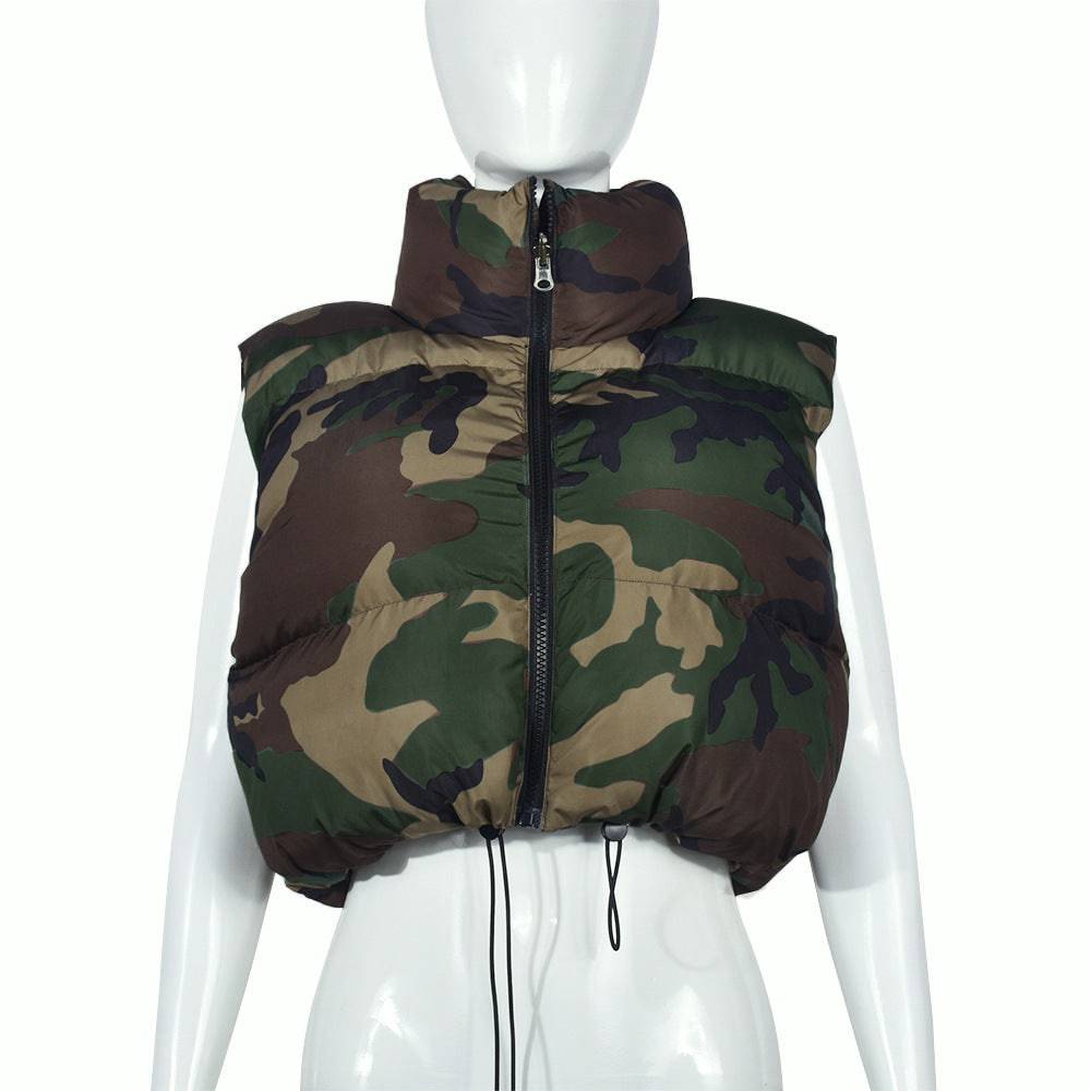 Quilted Camouflage Vest with Stand Collar and Zipper Closure  S camouflage color 