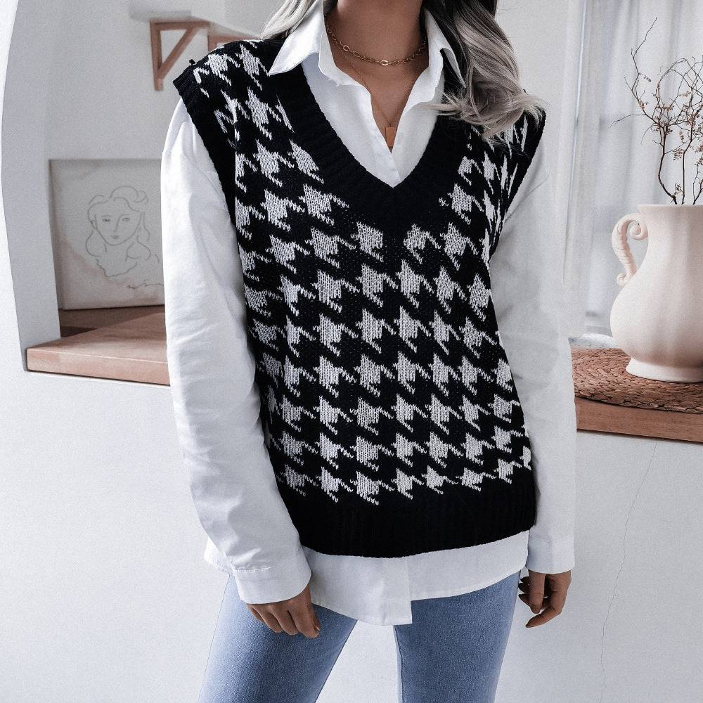 Houndstooth V-Neck Knitted Vest Sweater Waistcoat for Women  S Black 