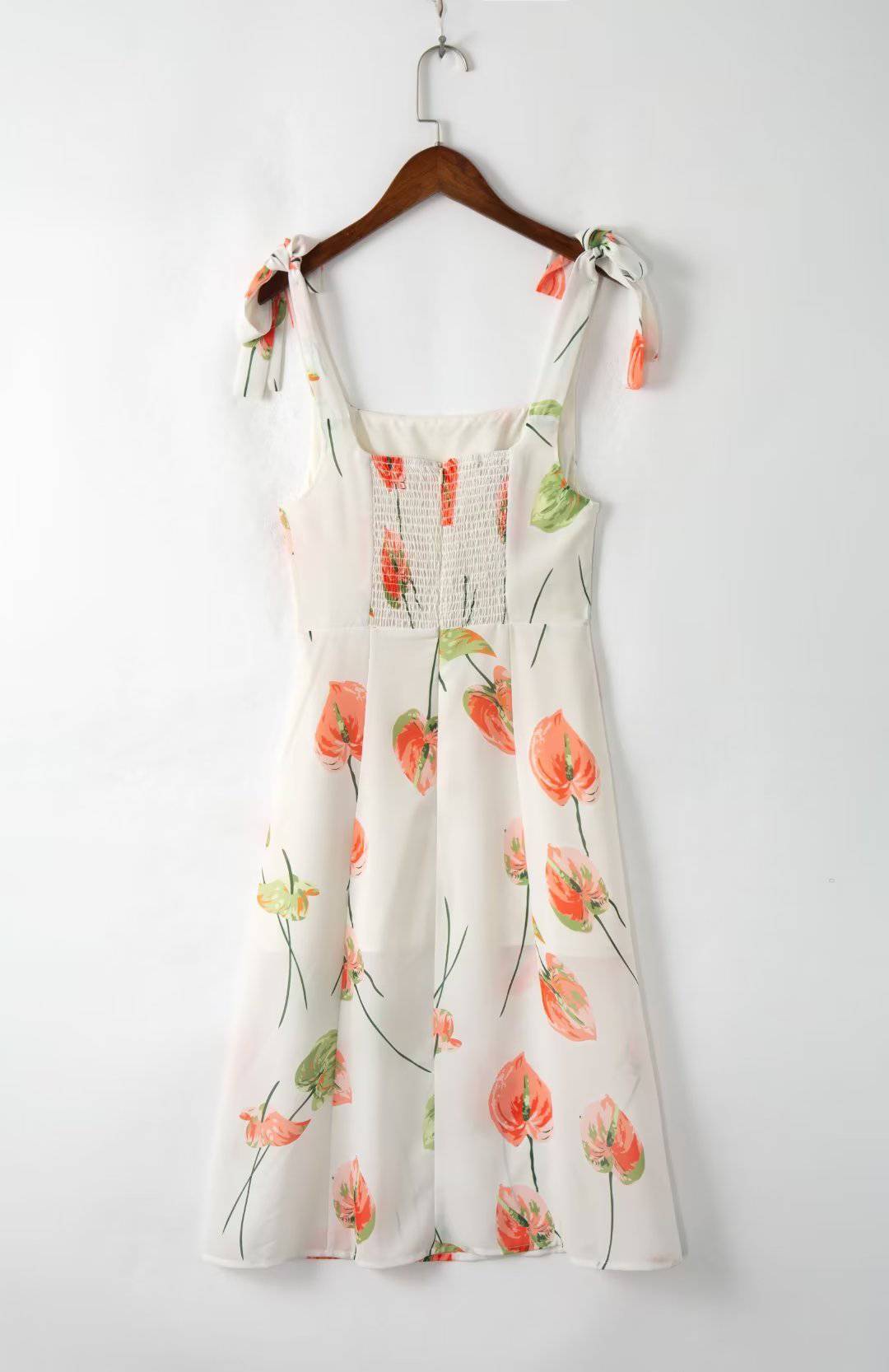 Floral Split Midi Dress with Elegant French Styling for Summer Vacations    