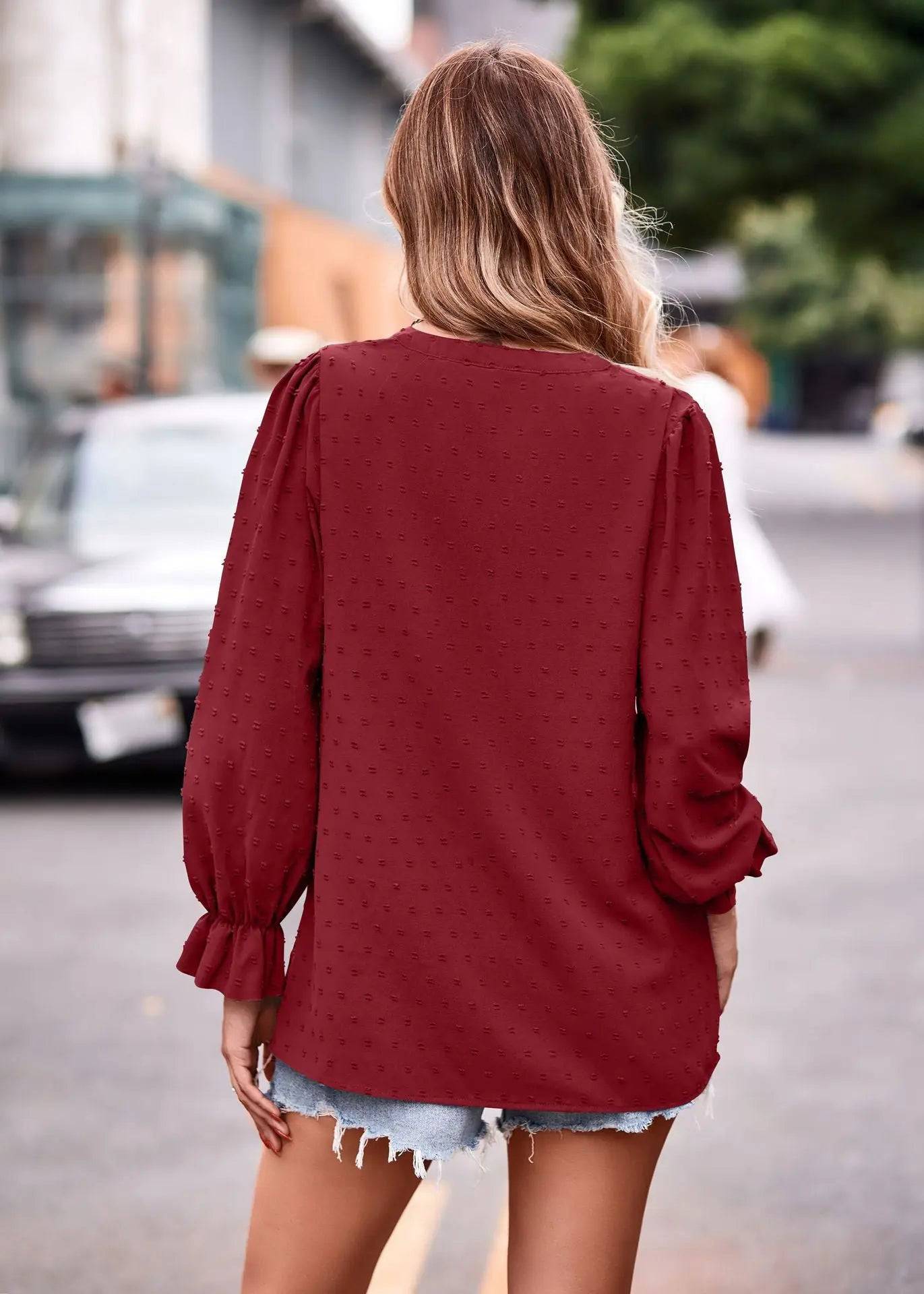 Stylish Fall Jacquard T-Shirt with V-Neck and Long Sleeves    