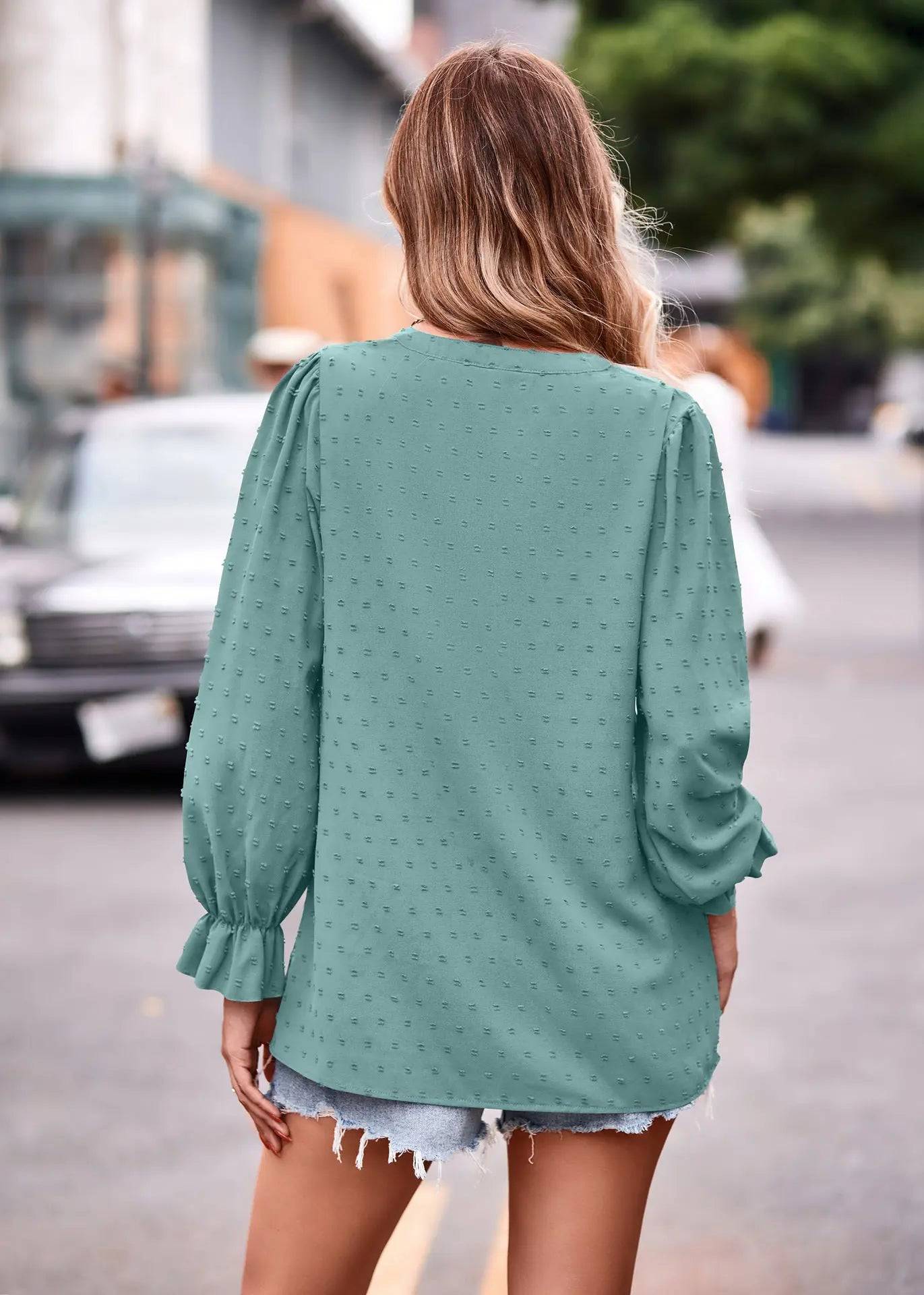 Stylish Fall Jacquard T-Shirt with V-Neck and Long Sleeves    