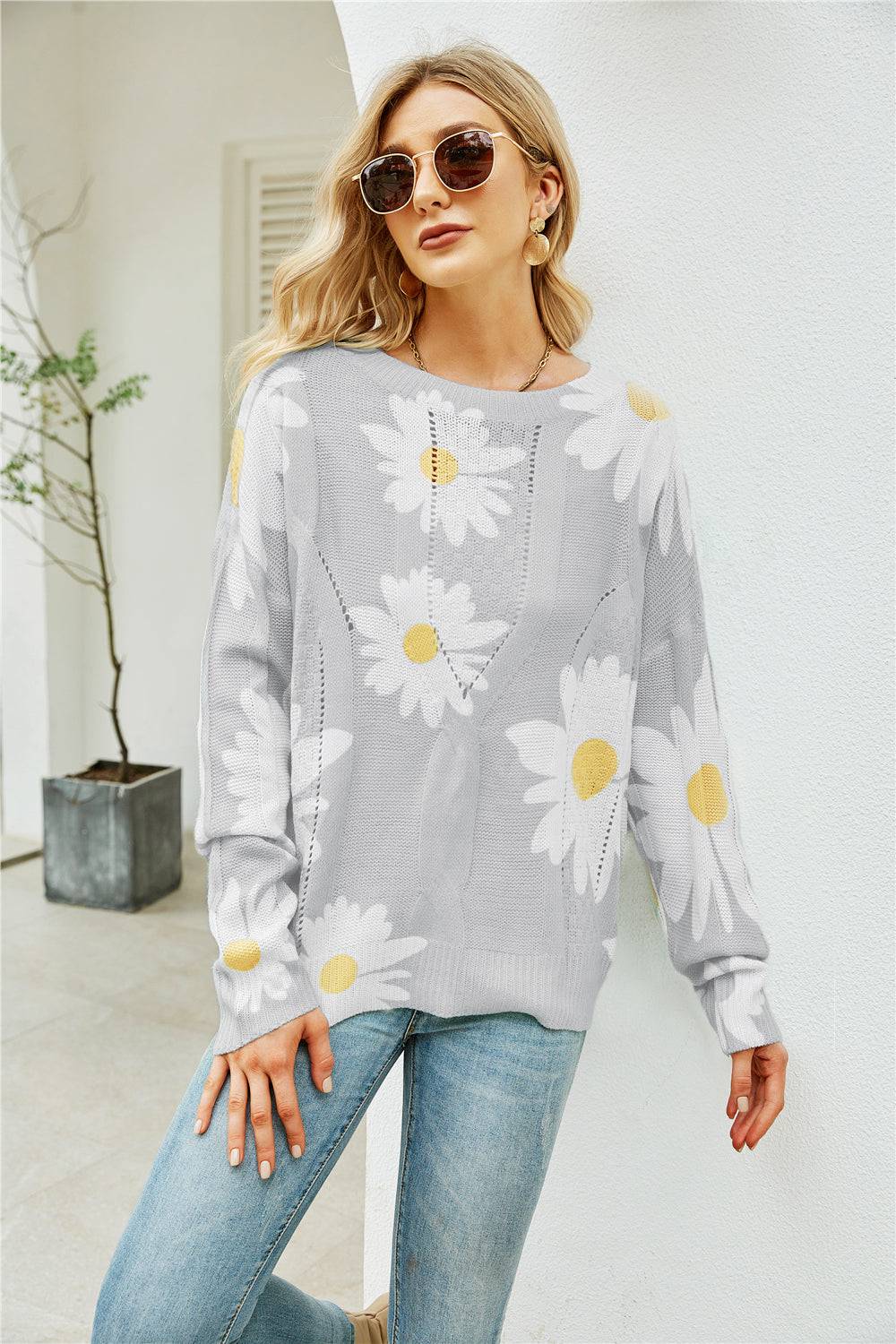 Sunflower Floral Jacquard Plus Size Sweater    