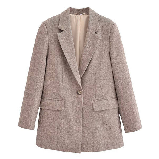 Versatile Polyester Twill Blazer for Women with Single-Breasted Closure    