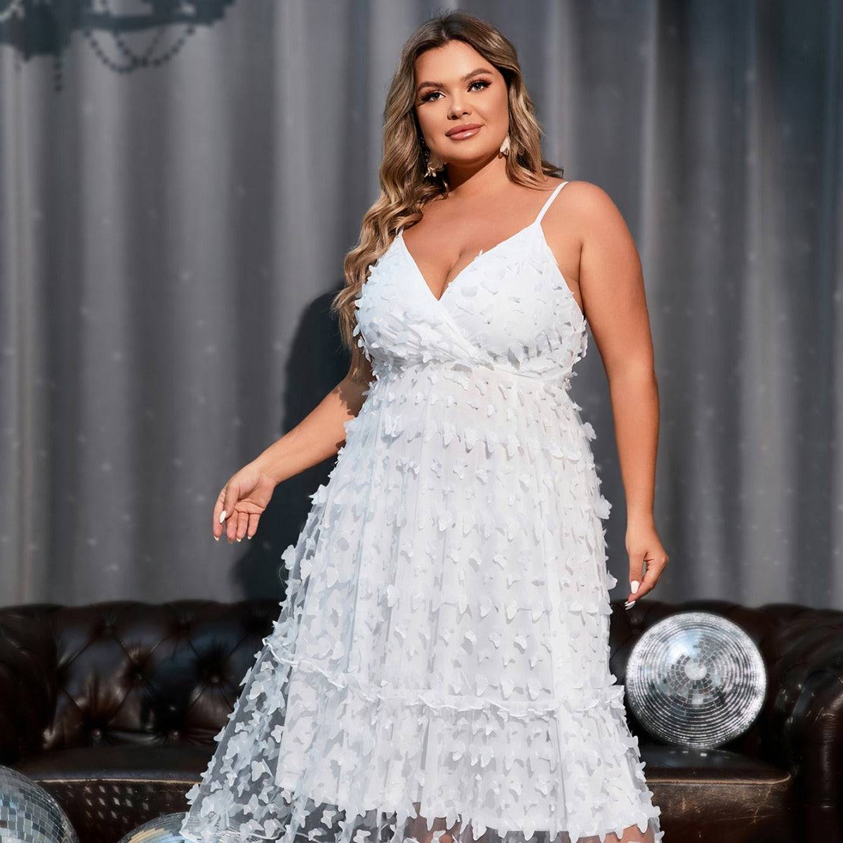 Sultry Plus Size Christmas Robe with Lace and Tulle Details    