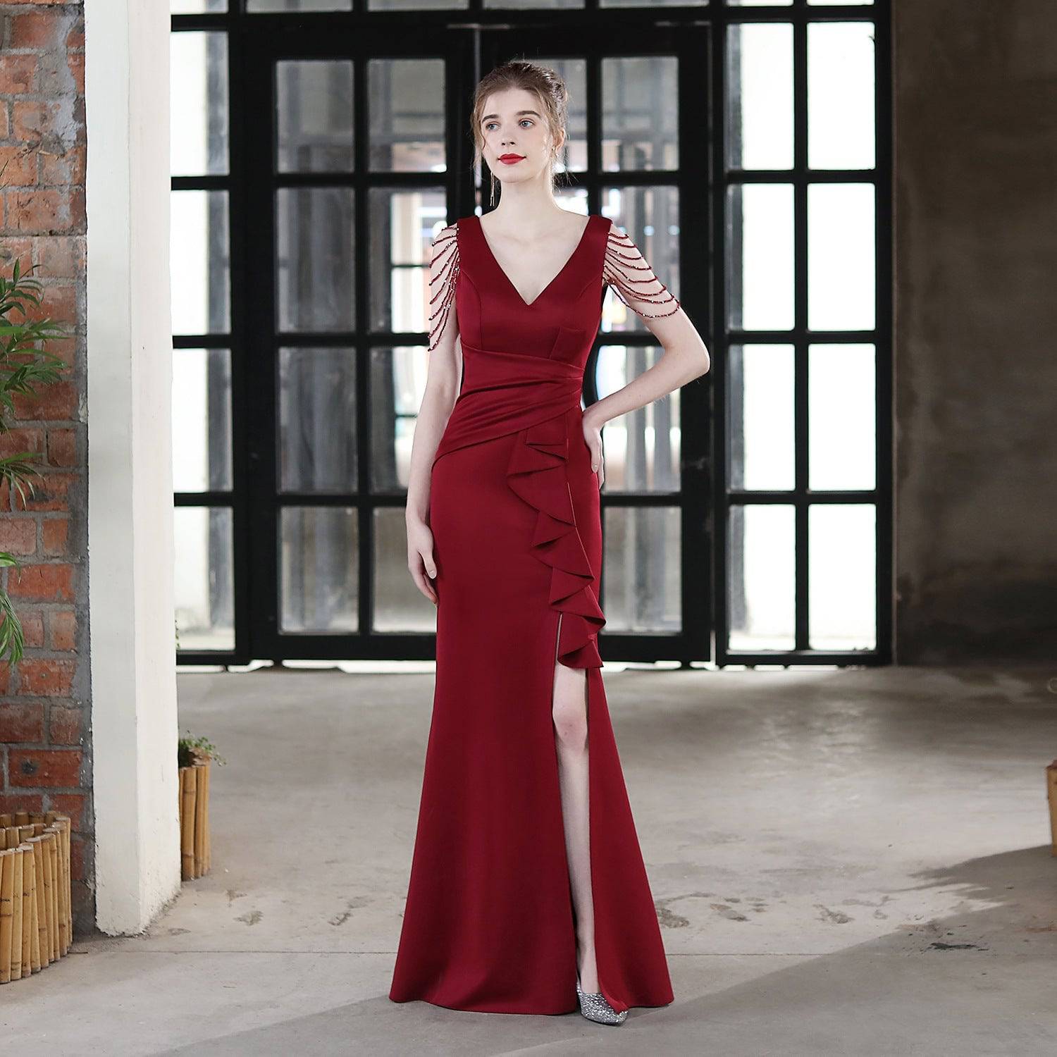 Elegant Slim-Fit Fishtail Wedding Evening Dress with Sling    