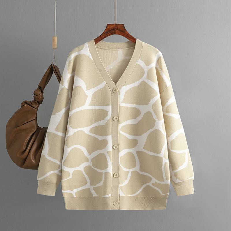 V-Neck Jacquard Sweater with Animal Print Pattern and Long Line Baggy Coat    