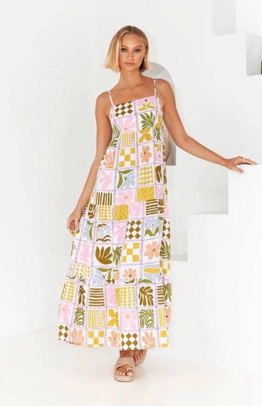 Elegant Summer Printed Maxi Dress with Square Neck Cutout Detail    