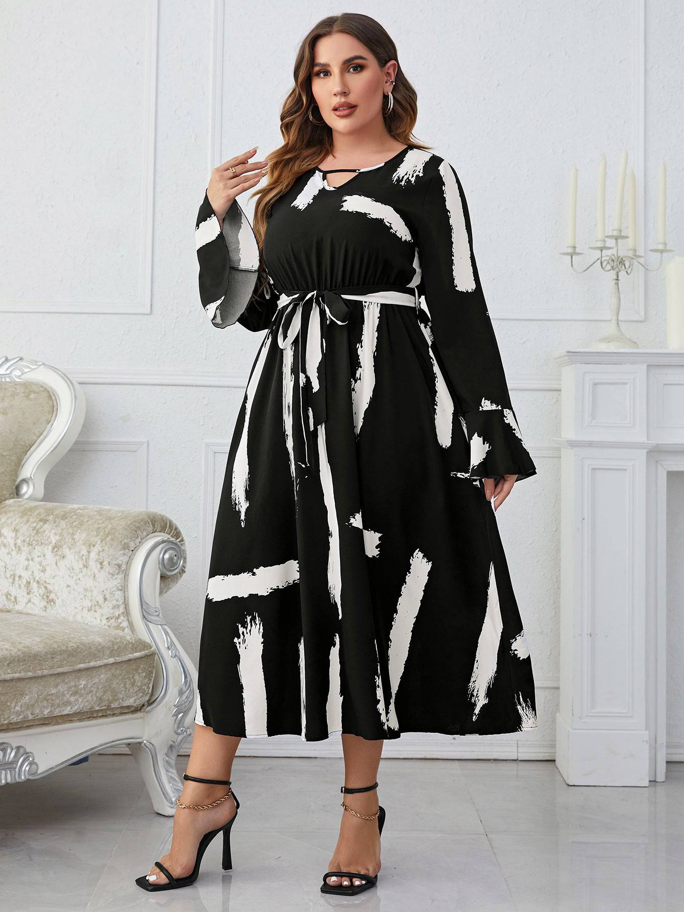 Graffiti Pattern Flared Plus Size Maxi Dress    