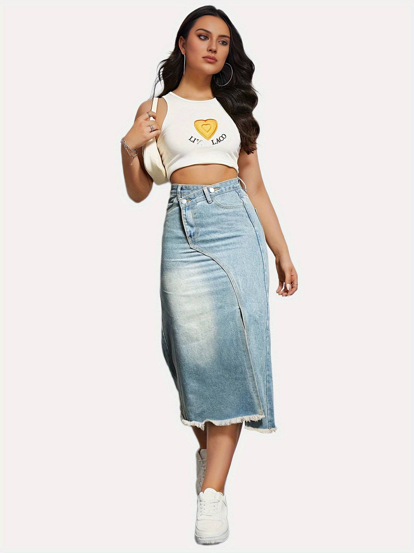 Fashionable Autumn Retro Denim Skirt with Side Slit Stitching    