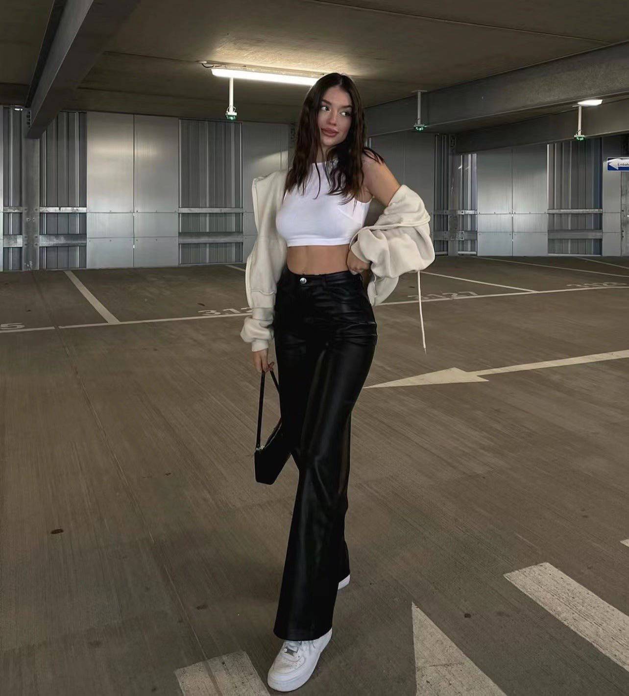 Chic High Rise Faux Leather Straight Leg Pants with Pockets    