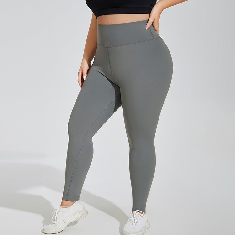 Waxon Green Cloud Sense seamless high-waist plus size yoga pants, designed for comfort and flexibility