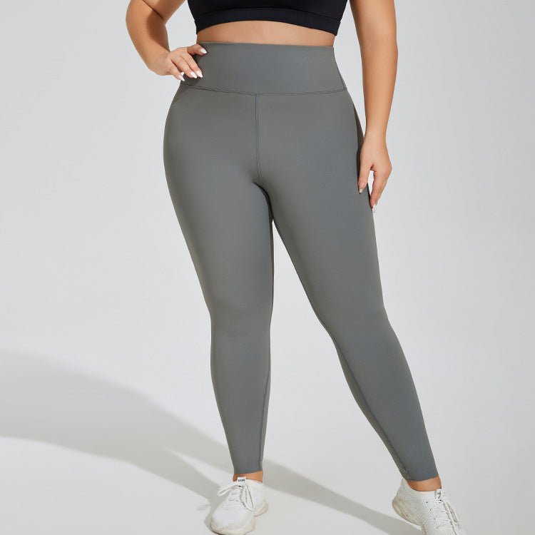 Waxon Green Cloud Sense seamless high-waist plus size yoga pants, designed for comfort and flexibility