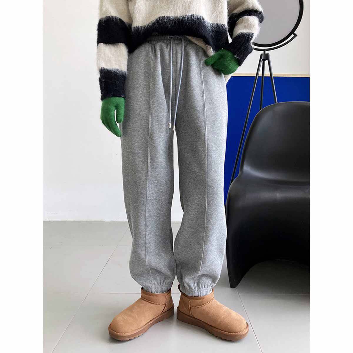 Cozy Fleece-Lined Women's Outdoor Sports Sweatpants  M Gray 