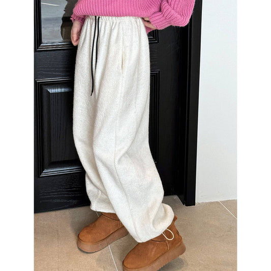 Cozy Lamb Wool-Lined Winter Sweatpants    