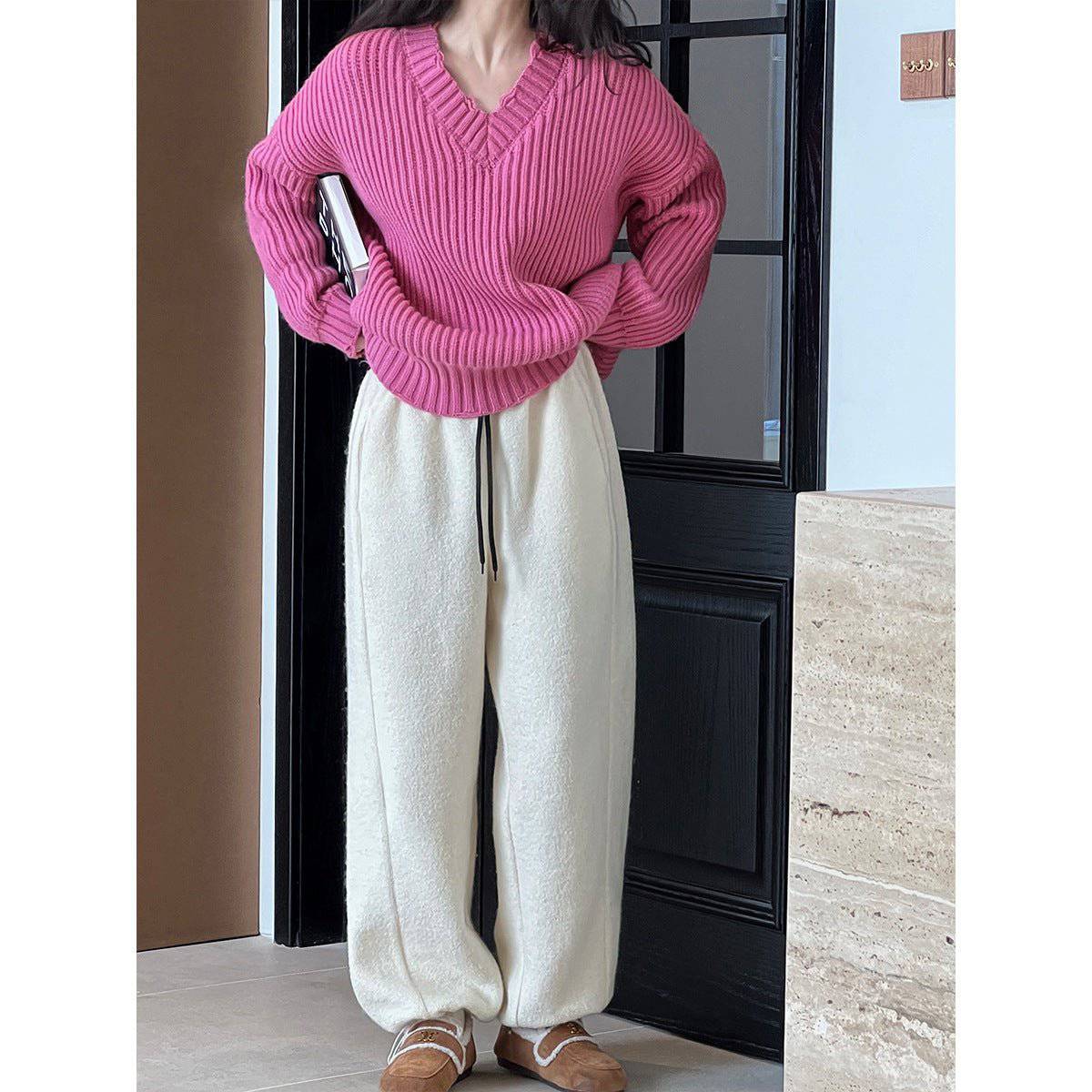 Cozy Lamb Wool-Lined Winter Sweatpants    