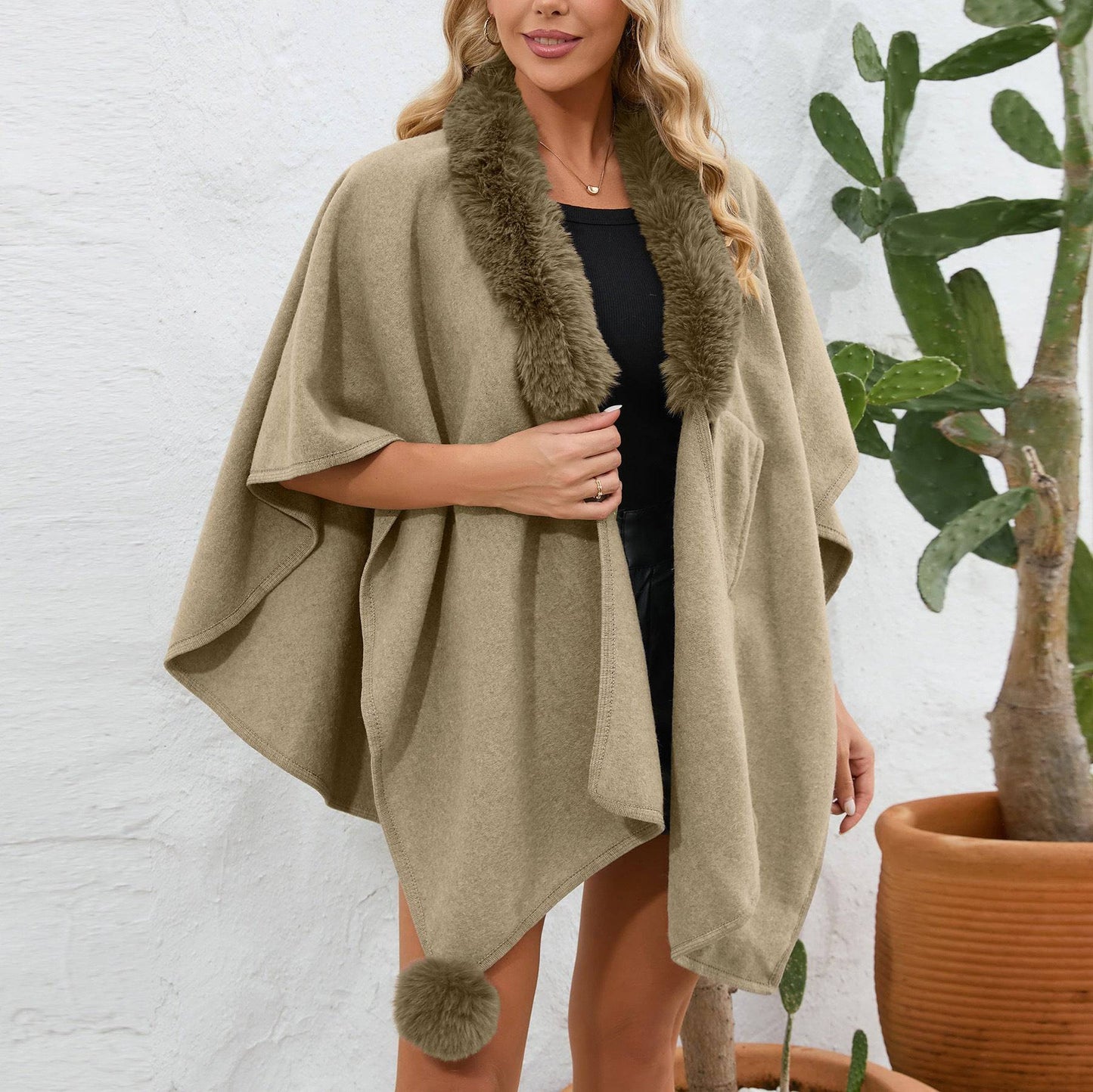 Cozy Oversized Wool Blend Coat with Faux Fur Collar - Relaxed Casual Fit  One Size Khakis 