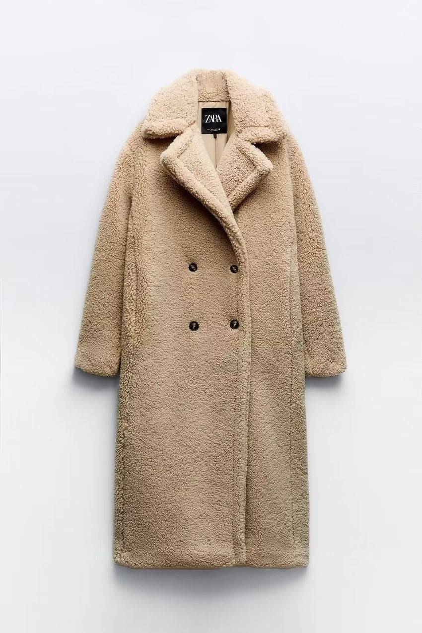 Cozy Style: Women's Thickened Lamb Wool Overcoat for Autumn/Winter    