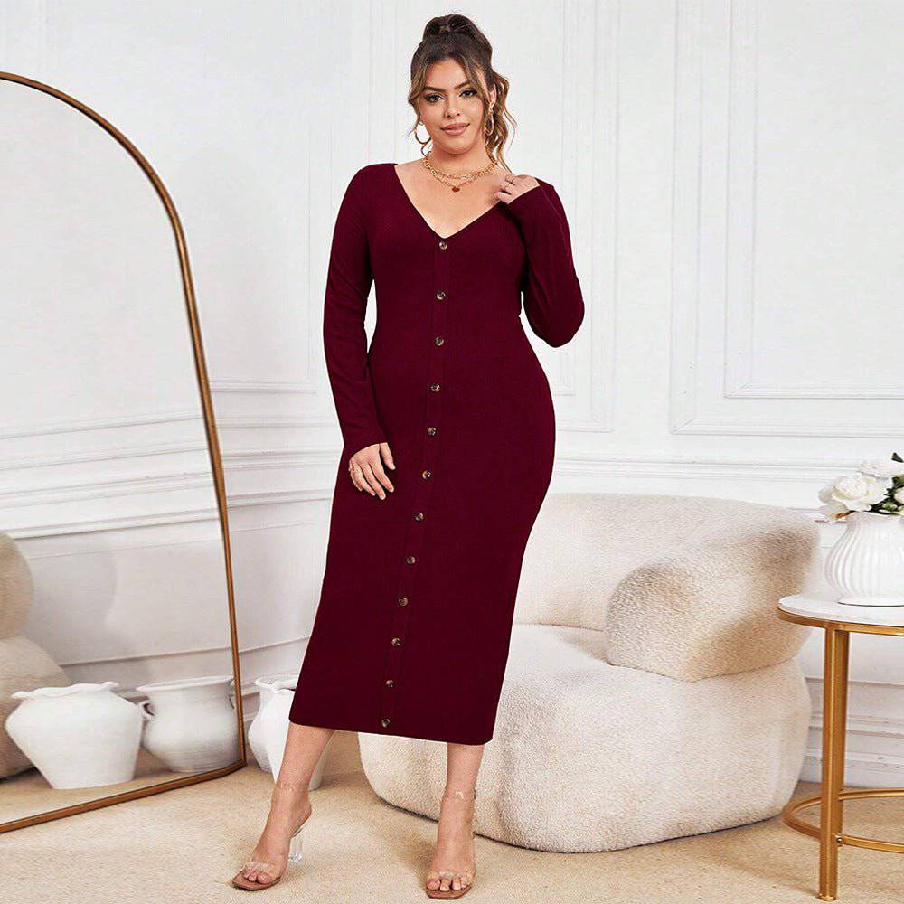 Curvy Confidence: Elegant V-Neck Maxi Dress for Autumn/Winter    