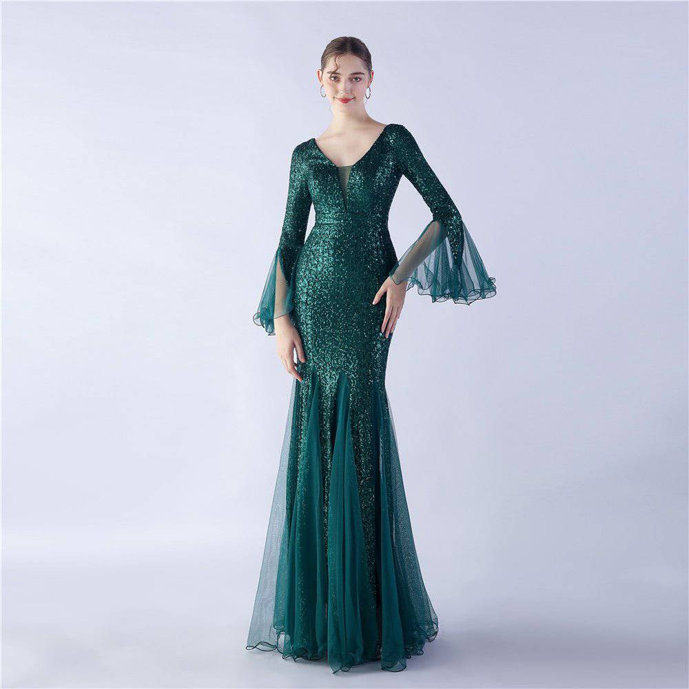 Elegant Fish Silk Evening Dress with Lace, Tulle, and Sequin Detail  S Green 