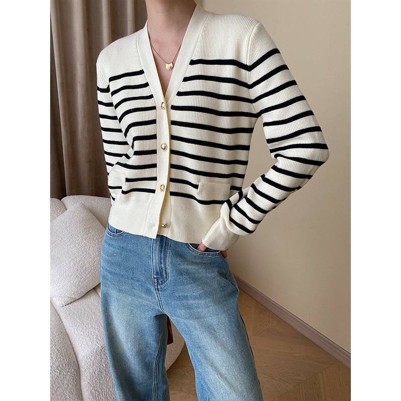 Elegant French Striped V Neck Knitted Cardigan for Early Autumn    