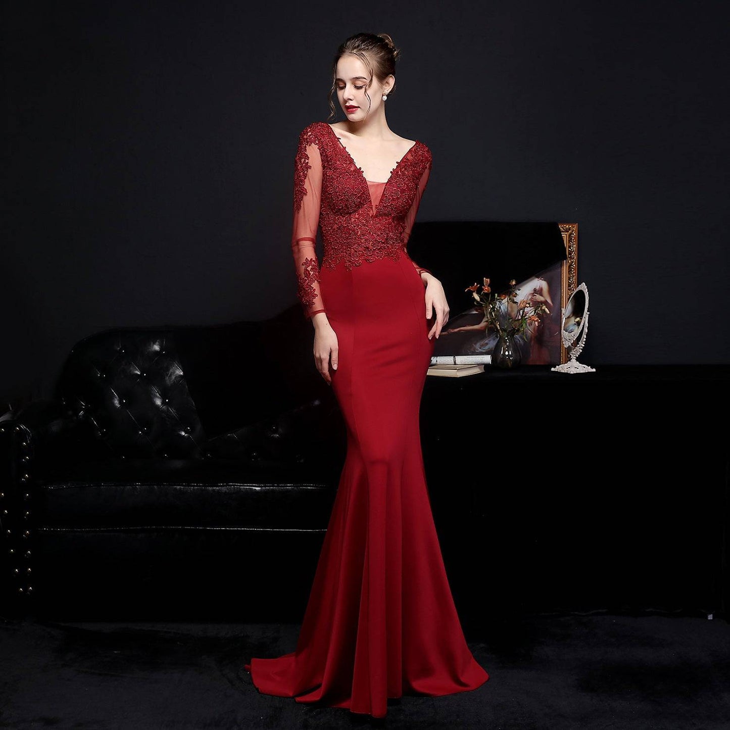 Elegant Lace Diamond Toast Evening Gown with Long Sleeves    