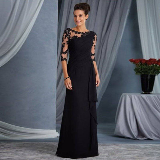 Elegant Lace Maxi Dress with Half Sleeves and Round Neck    