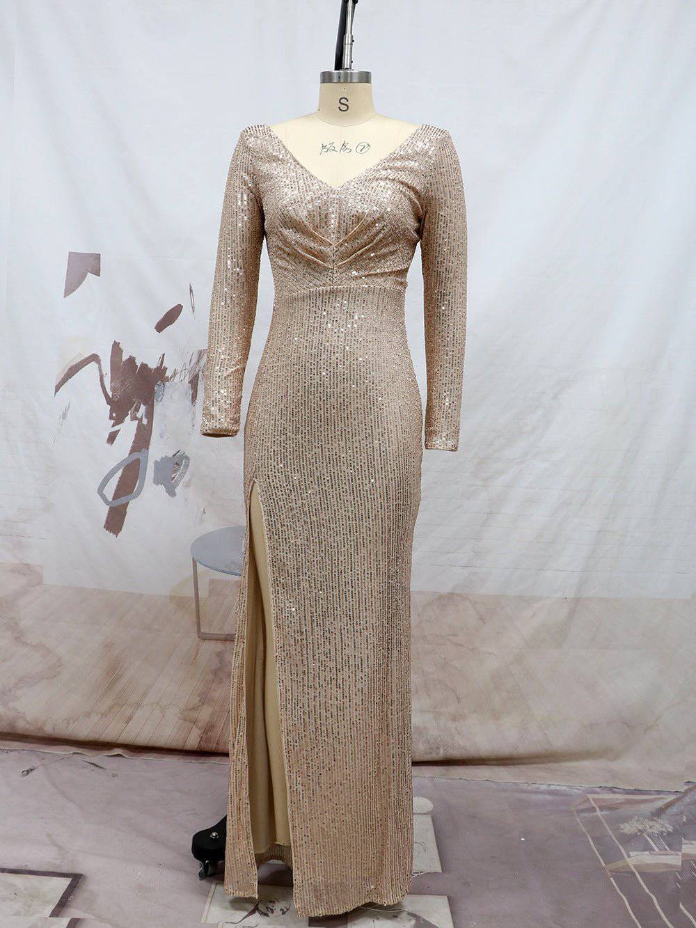 Elegant Sequined V-Neck Maxi Dress for Formal Occasions  S Gold 