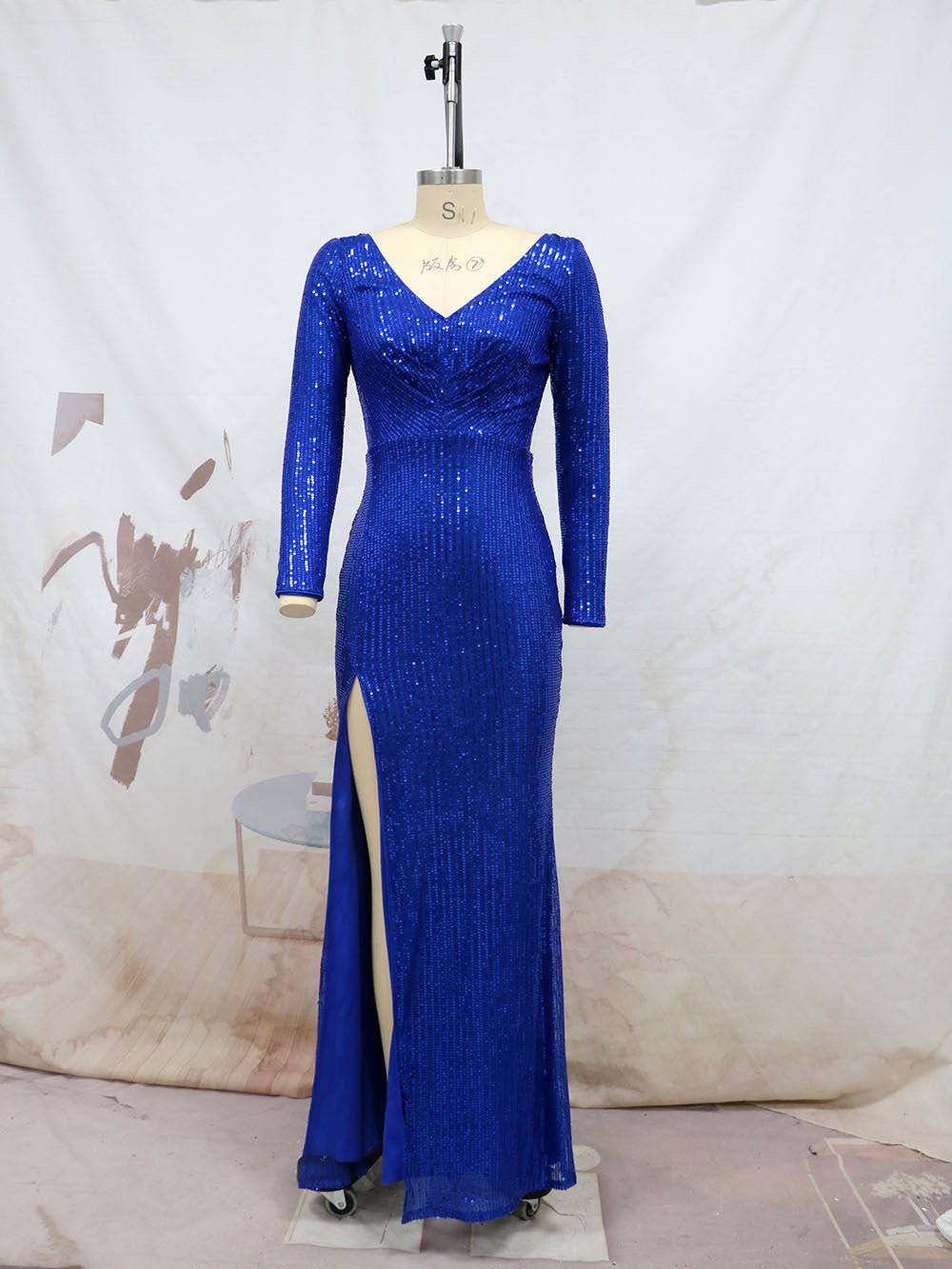 Elegant Sequined V-Neck Maxi Dress for Formal Occasions  S Blue 